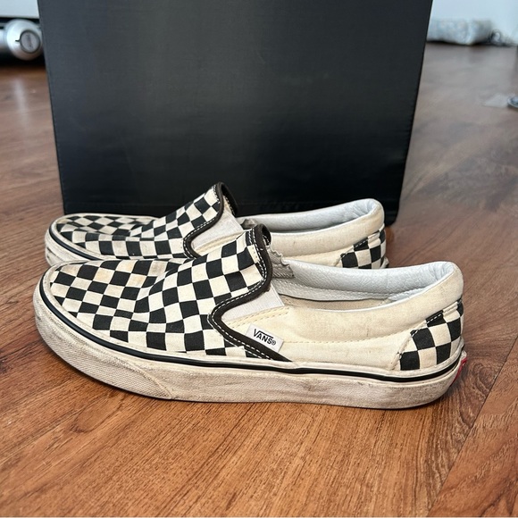 *SOLD* Checkered Vans Women's 9 Men's 7.5 - Picture 2 of 3